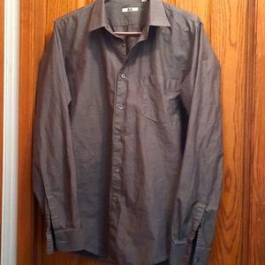 UNI QLO Men's sz L Button Down Shirt, Gray w/ Left pocket, long button sleeves